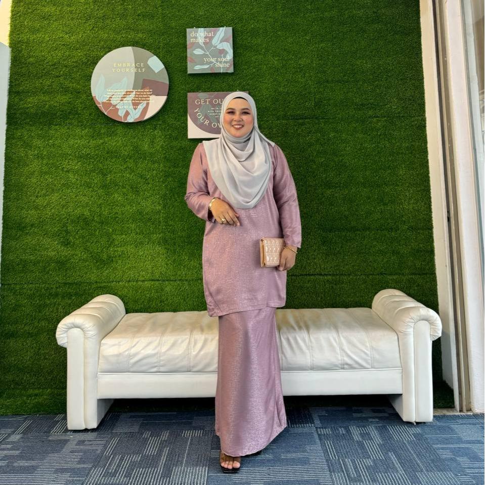 Zahra Kurung Moden Satin Jacquard Embossed