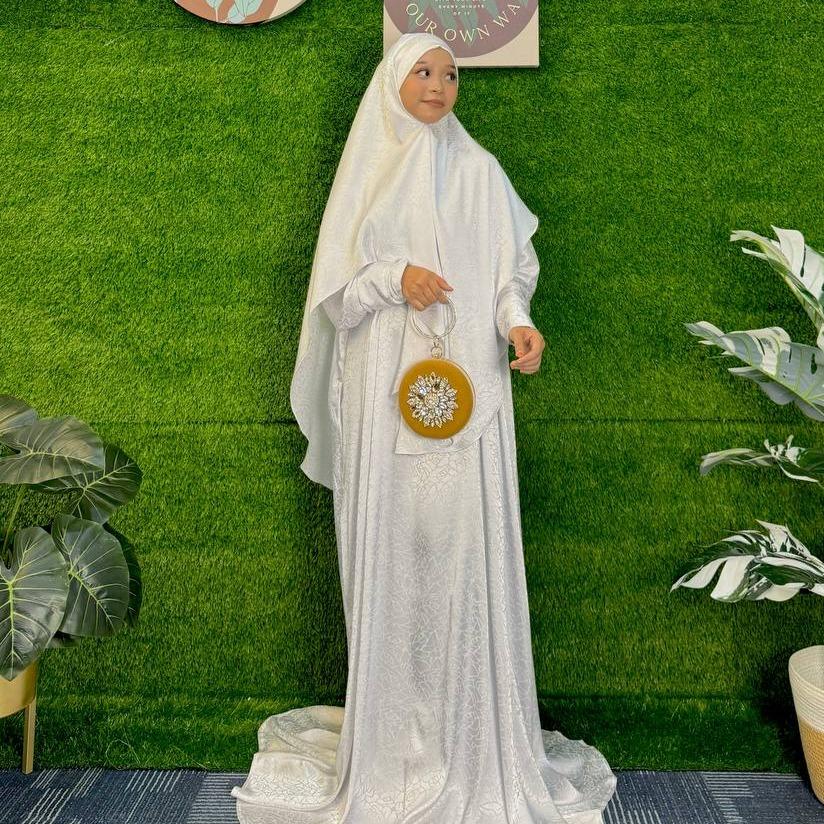 Set Khimar Satin Jacquard Abaya Wanita Lengan Panjang