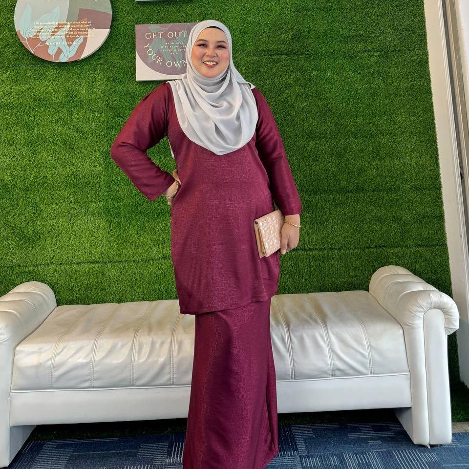 Zahra Kurung Moden Satin Jacquard Embossed