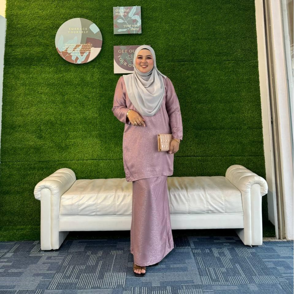 Zahra Kurung Moden Satin Jacquard Embossed