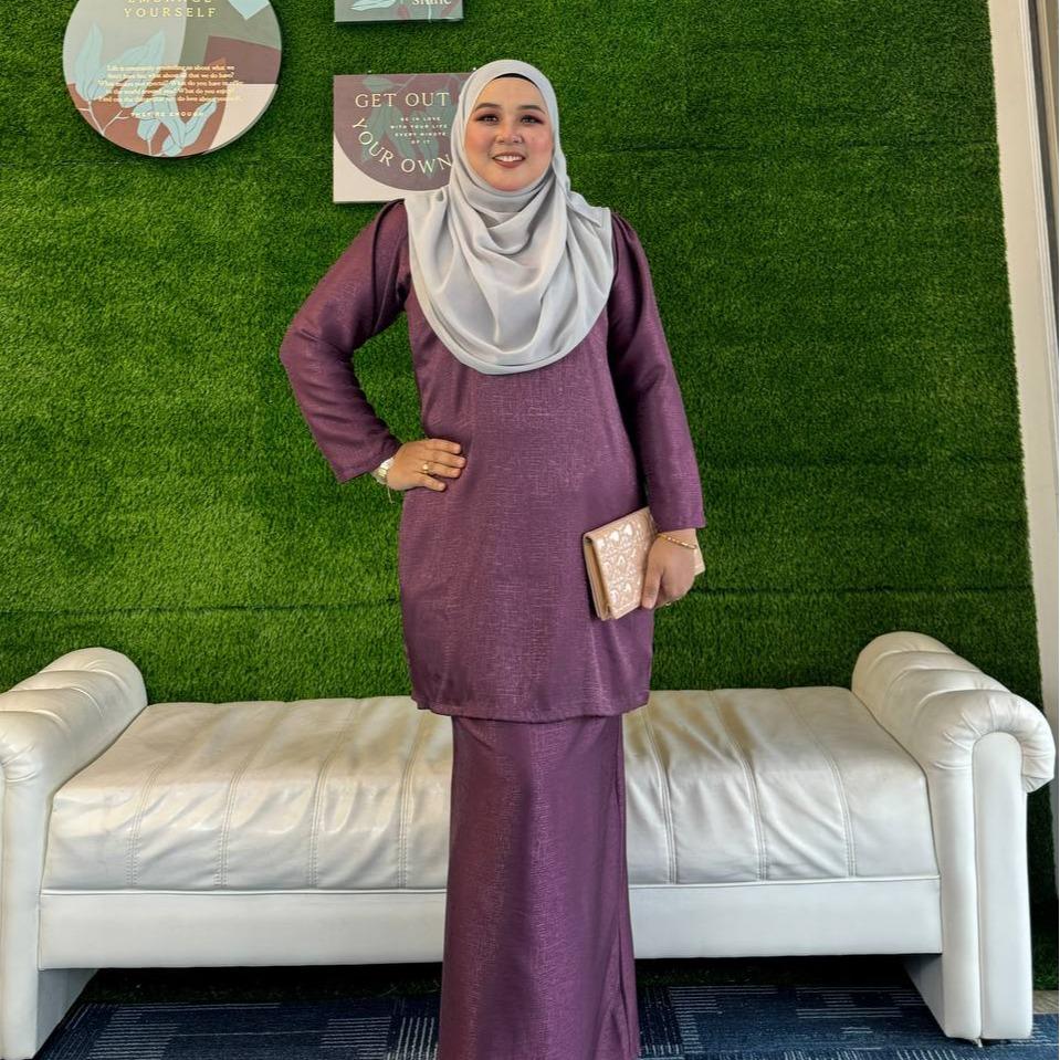 Zahra Kurung Moden Satin Jacquard Embossed