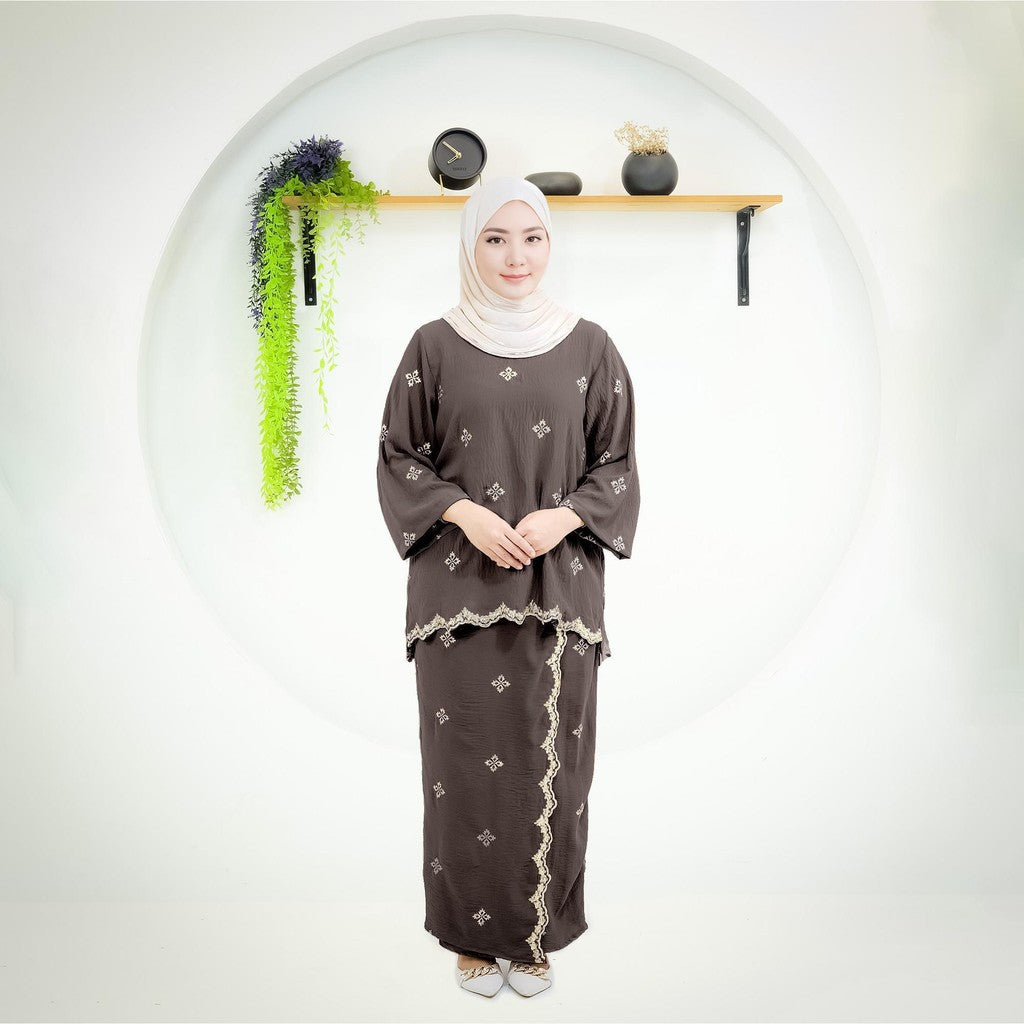 Set Baju Kurung Kedah Sulam Fashion Wanita Muslimah