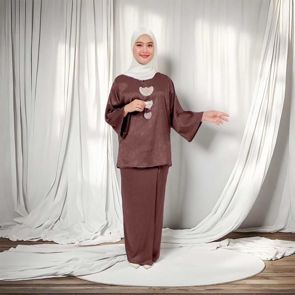 Set Baju Kurung Kedah Klasik Jacquard Raya 2025 Fashion Wanita Muslimah