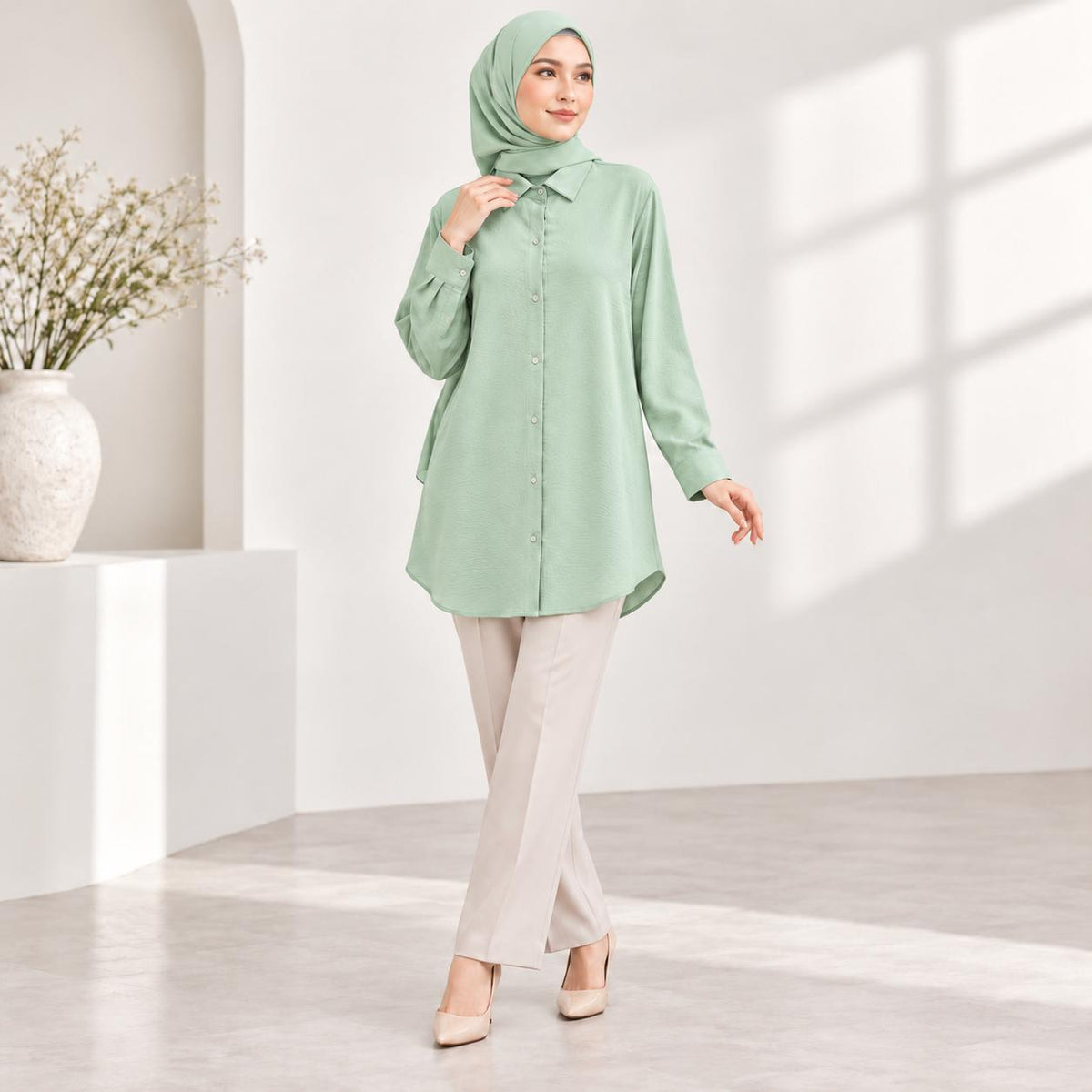 LANA Blouse Long Sleeves Kemeja Kolar With Front Buttons - Material CEY - Modest Fashion Wanita