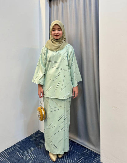 Baju Kurung Kedah Klasik German Cotton Foil